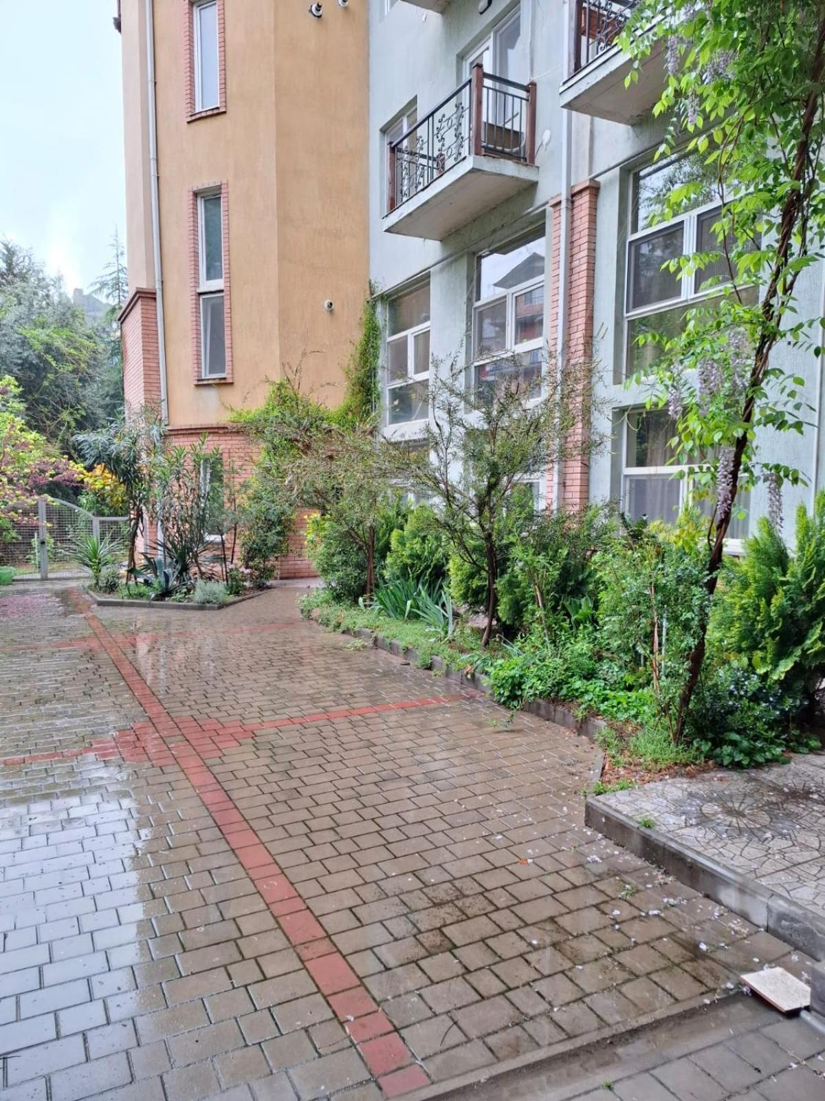 Hotel Alaverdi Palace Tbilisi ภายนอก รูปภาพ