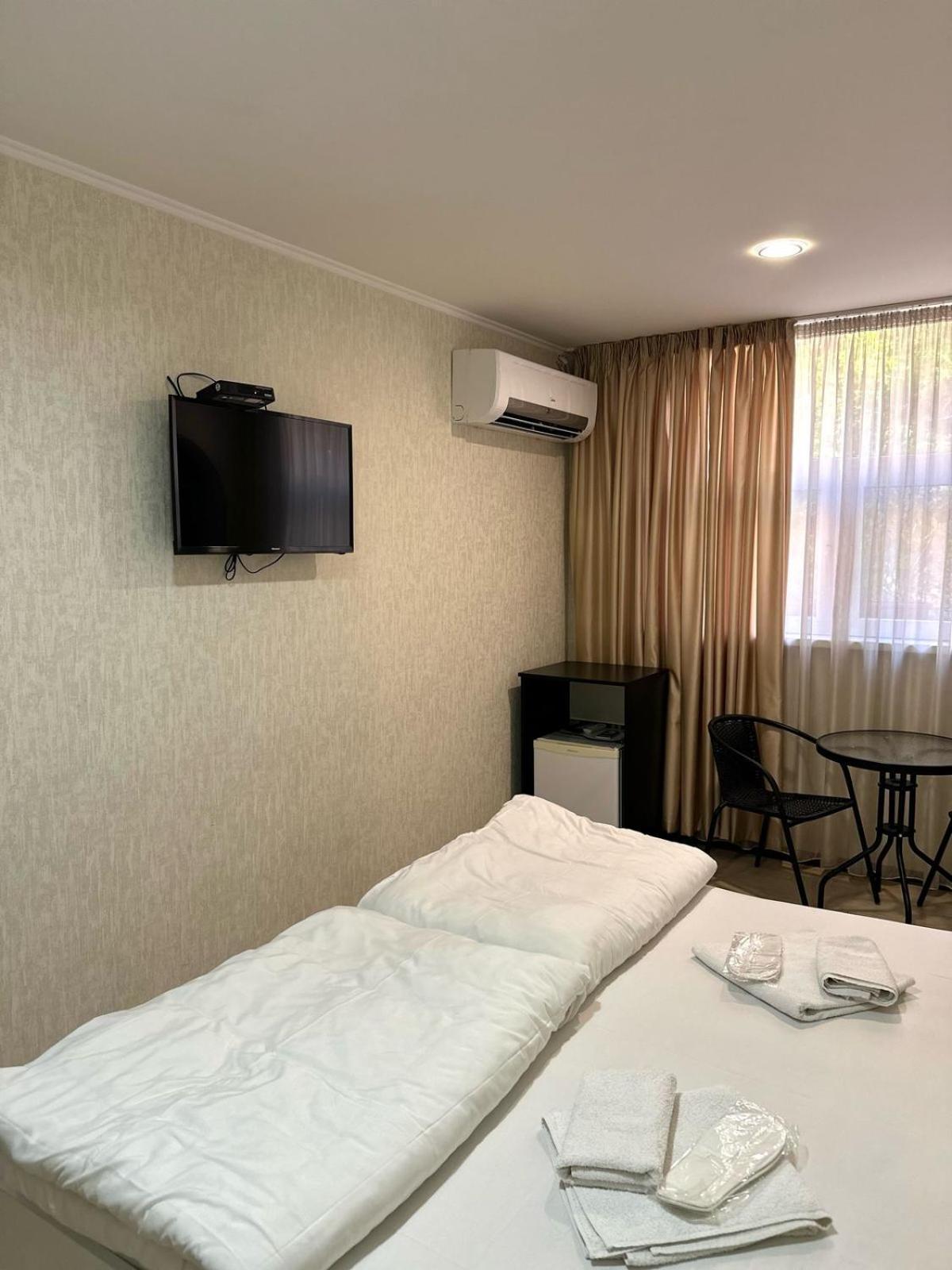 Hotel Alaverdi Palace Tbilisi ภายนอก รูปภาพ