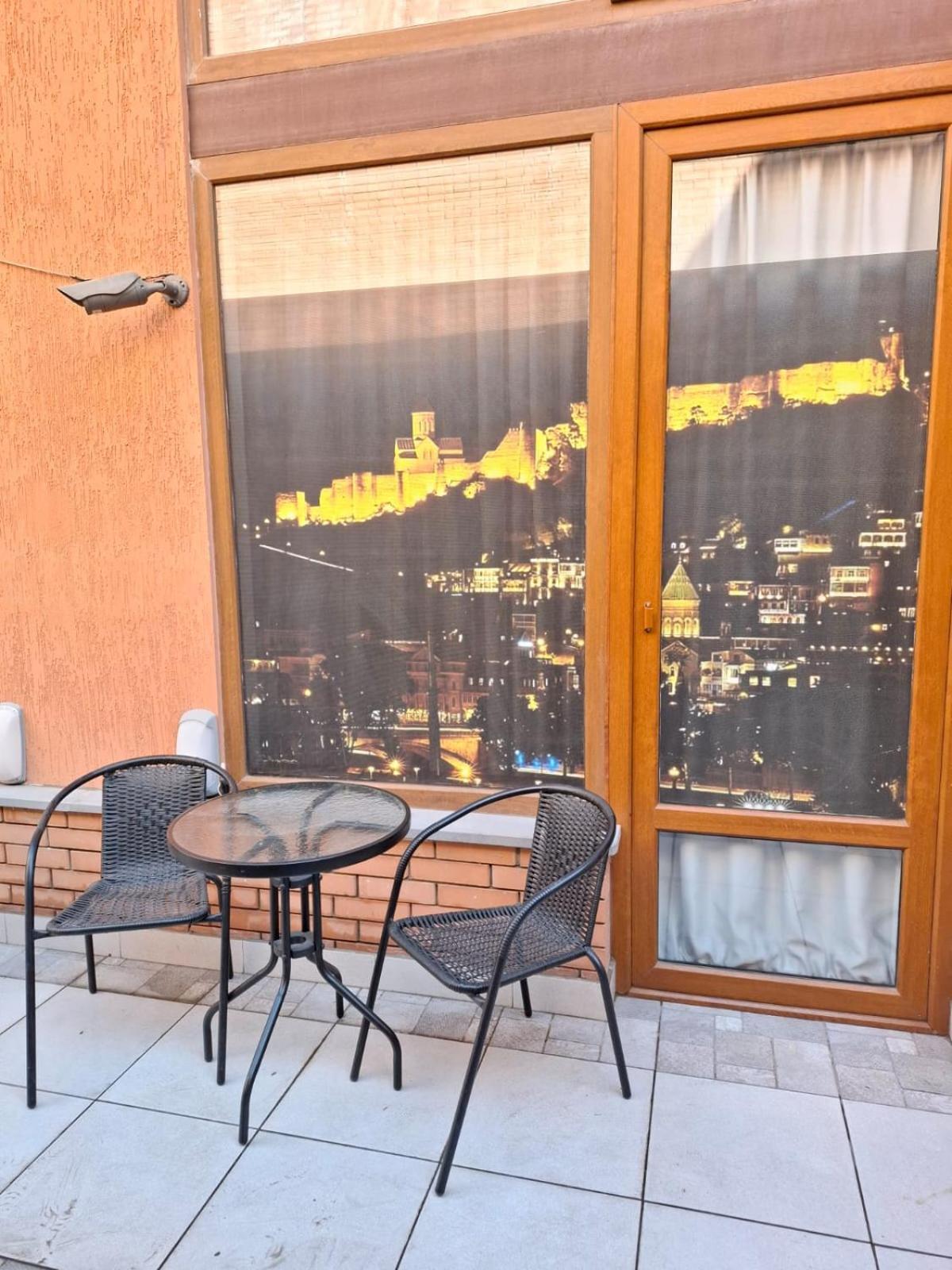 Hotel Alaverdi Palace Tbilisi ภายนอก รูปภาพ