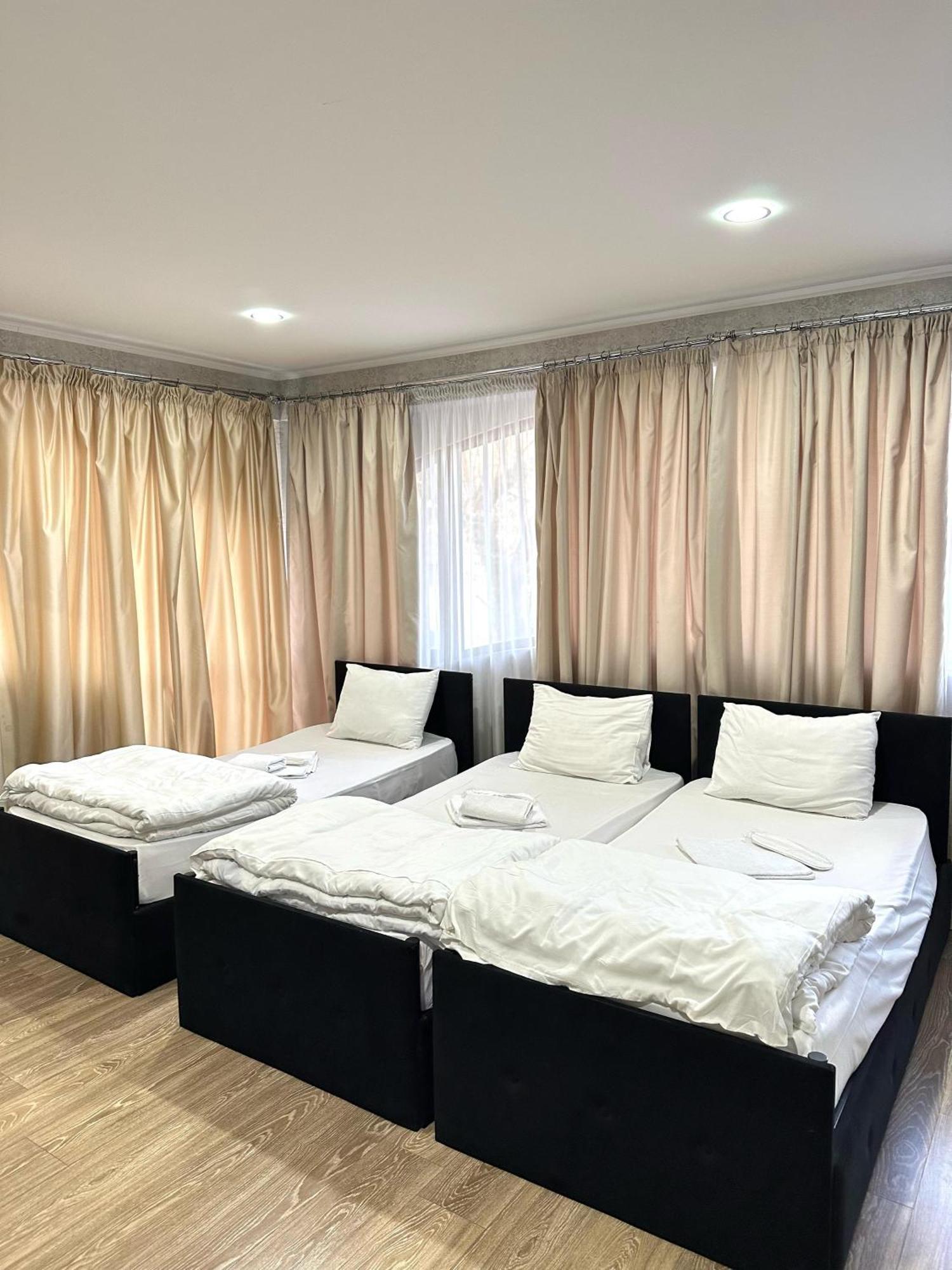 Hotel Alaverdi Palace Tbilisi ภายนอก รูปภาพ