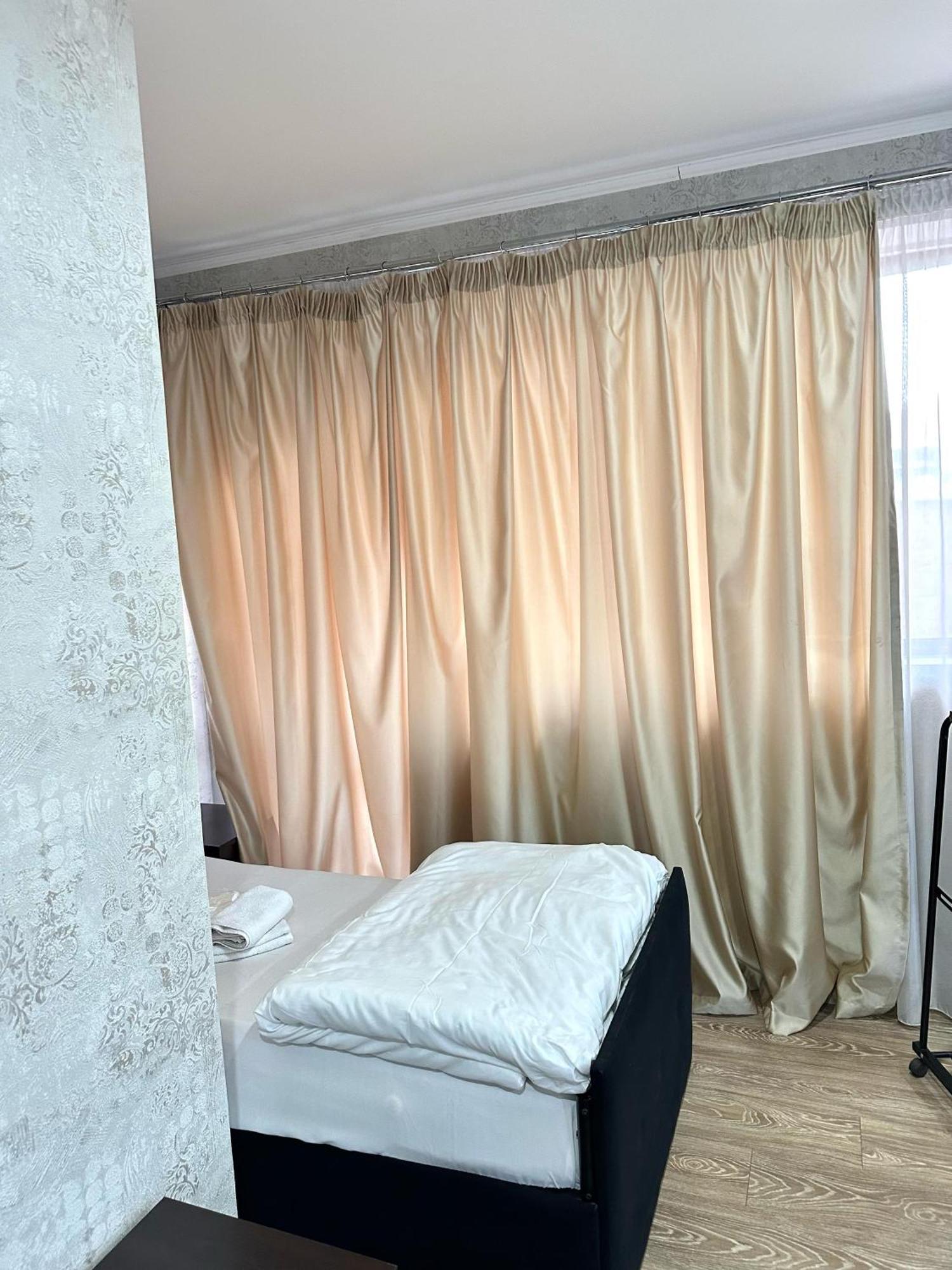 Hotel Alaverdi Palace Tbilisi ภายนอก รูปภาพ